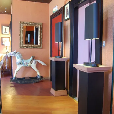 Hotel Du Trosy Clamart